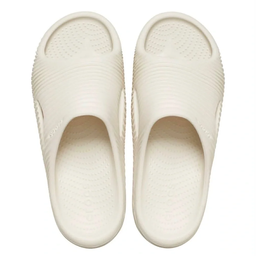 Size 10 Men’s Crocs Mellow Tire Recovery Slide - Slucco
